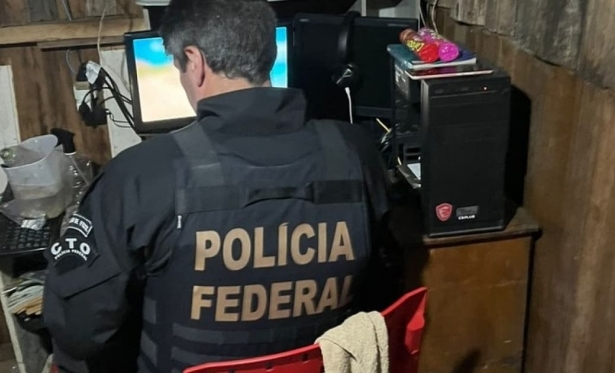 PF cumpre na Bahia 3 mandados contra acusados de pornografia infantojuvenil