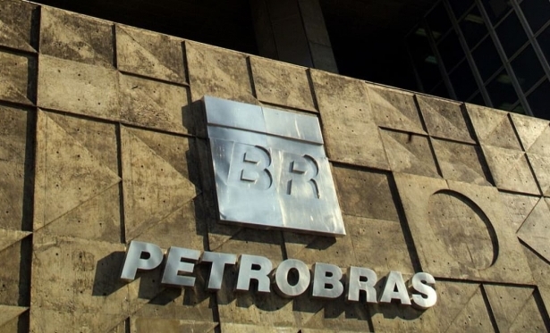 Petrobras aprova distribuio de 50% de dividendos extras