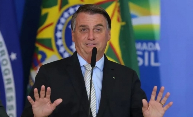 Mdia internacional destaca indiciamento de Bolsonaro pela PF