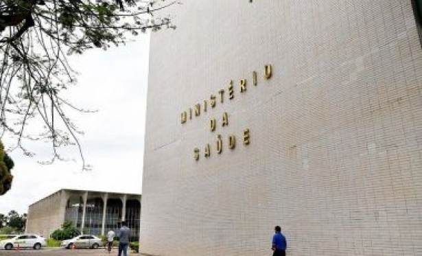 Ministrio da Sade diz que excluir tabela de documento sobre cloroquina